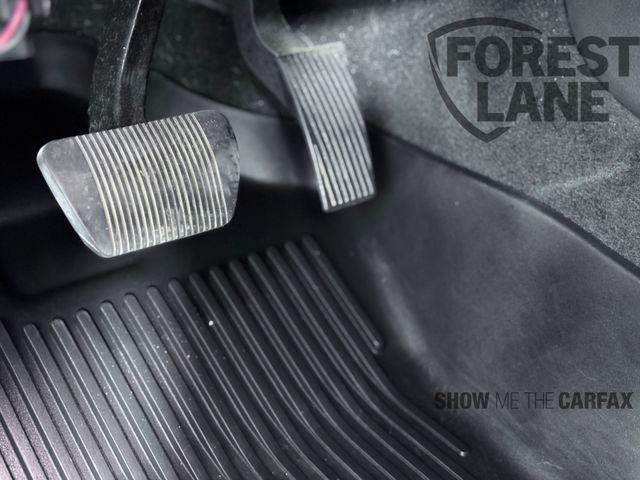 Photo of 2020 Diamond Black Crystal Pearlcoat RAM 1500