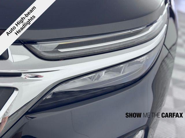 Photo of 2023 Mosaic Black Metallic Chevrolet Equinox