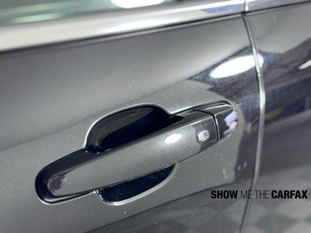 Photo of 2023 Mosaic Black Metallic Chevrolet Equinox