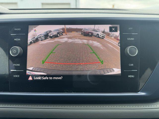 Photo of 2024 White Volkswagen Taos