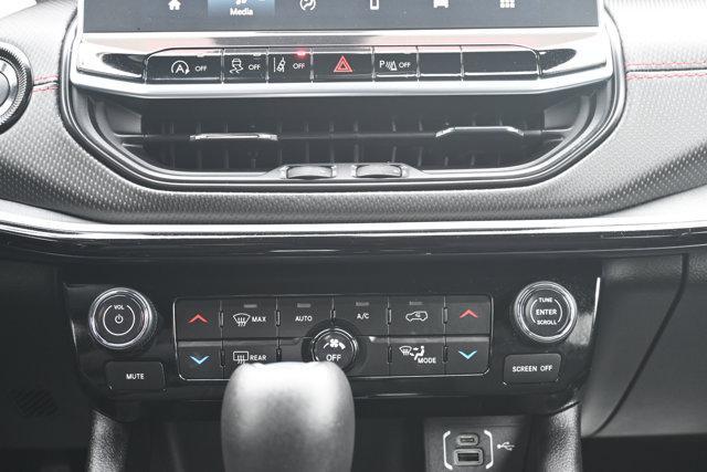 Photo of 2024 Bright White Clearcoat Jeep Compass