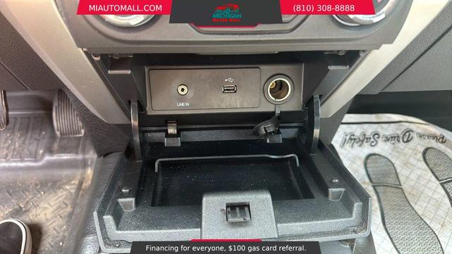 Photo of 2014 Oxford White Ford F-150