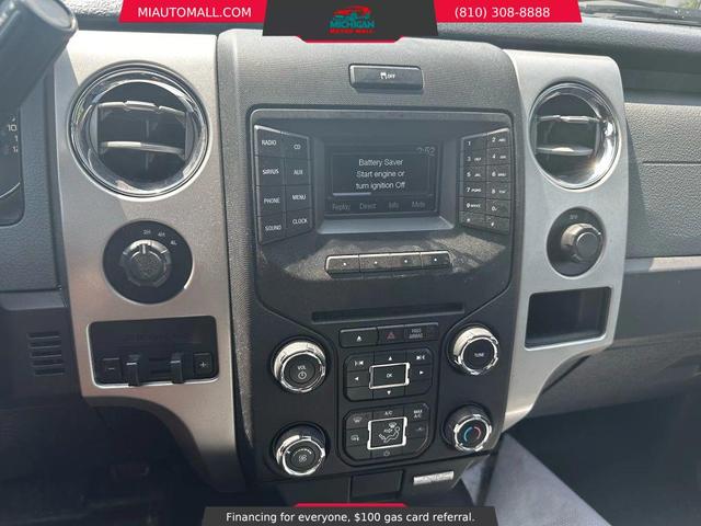 Photo of 2014 Oxford White Ford F-150