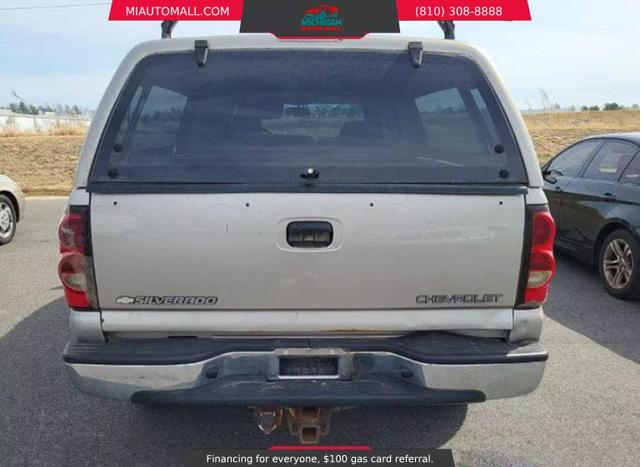 Photo of 2005 Sandstone Metallic Chevrolet Silverado 1500