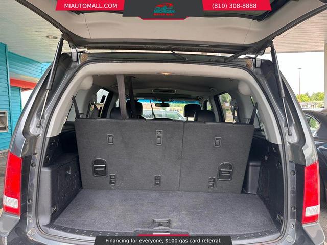 Photo of 2011 Gray Honda Pilot