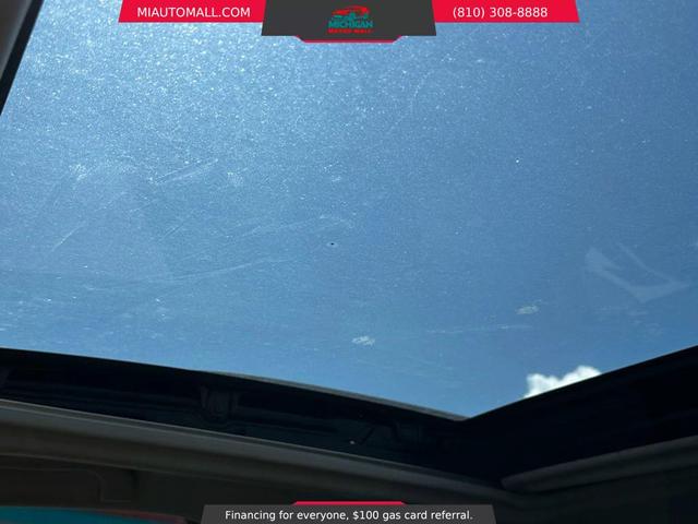 Photo of 2017 Ice Silver Metallic Subaru Forester