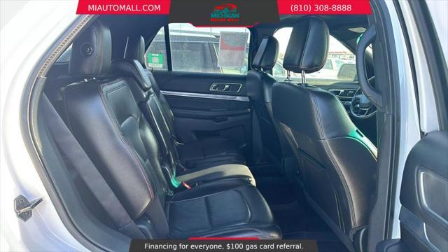 Photo of 2018 White Platinum Metallic Tri-Coat Ford Explorer