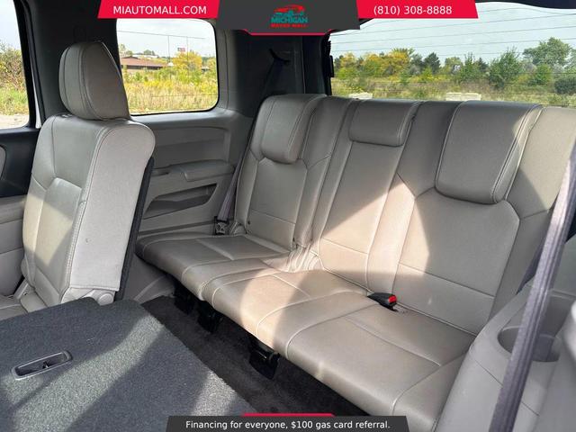 Photo of 2012 Taffeta White Honda Pilot
