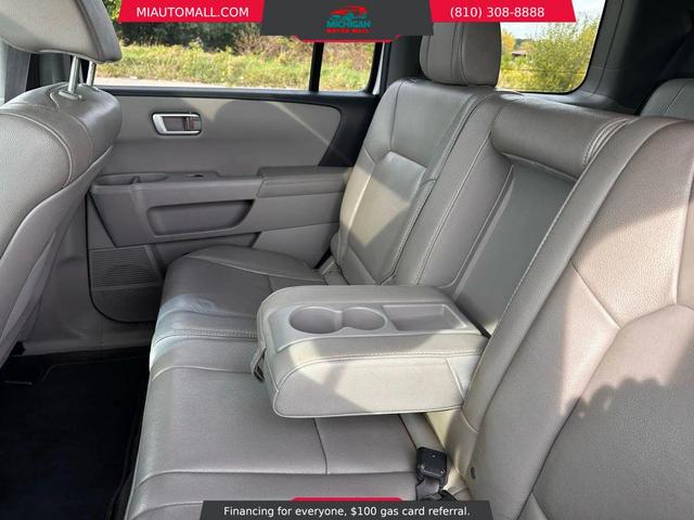 Photo of 2012 Taffeta White Honda Pilot