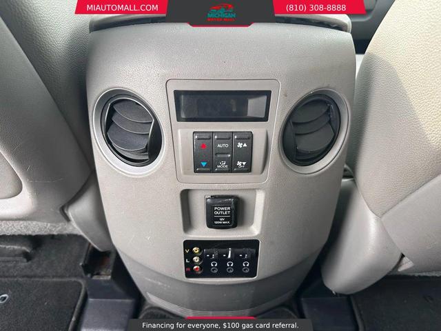 Photo of 2012 Taffeta White Honda Pilot