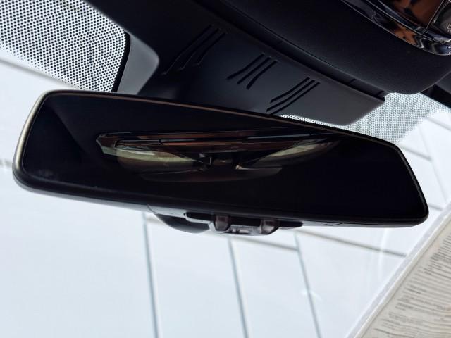 Photo of 2022 Alpine White BMW 530