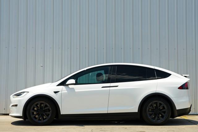 Photo of 2022 Pearl White Multi-Coat Tesla Model X