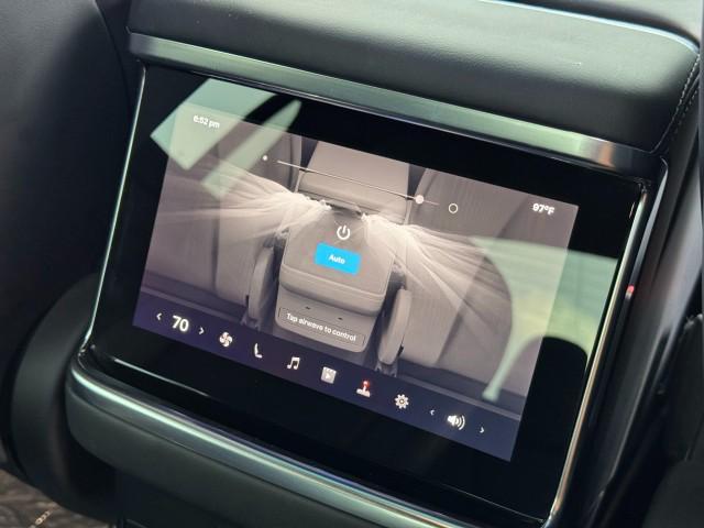 Photo of 2022 Pearl White Multi-Coat Tesla Model X