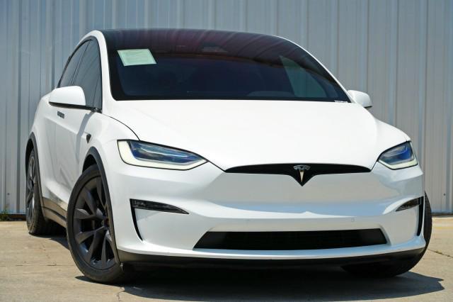 Photo of 2022 Pearl White Multi-Coat Tesla Model X