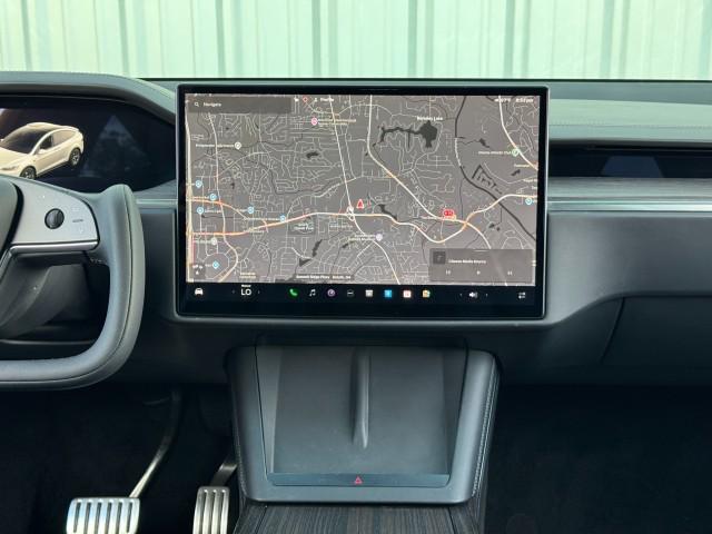 Photo of 2022 Pearl White Multi-Coat Tesla Model X