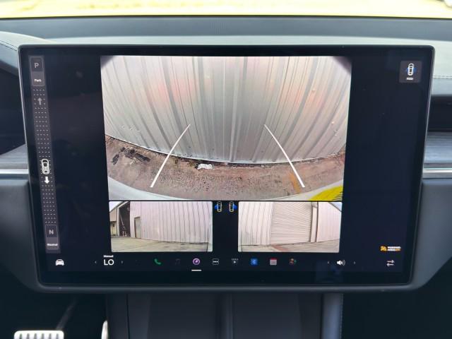 Photo of 2022 Pearl White Multi-Coat Tesla Model X