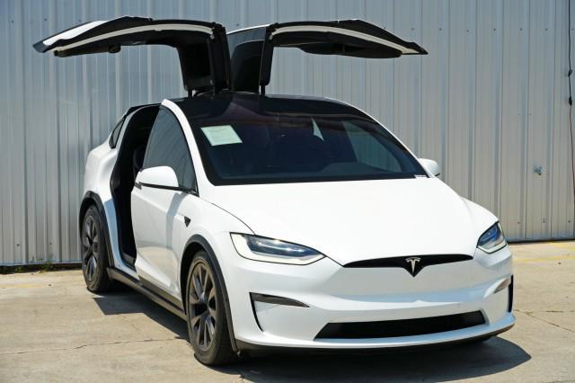 Photo of 2022 Pearl White Multi-Coat Tesla Model X