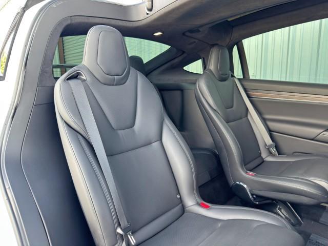 Photo of 2022 Pearl White Multi-Coat Tesla Model X