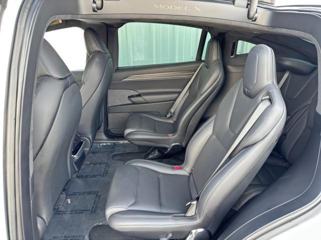 Photo of 2022 Pearl White Multi-Coat Tesla Model X