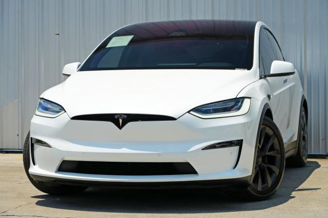 Photo of 2022 Pearl White Multi-Coat Tesla Model X