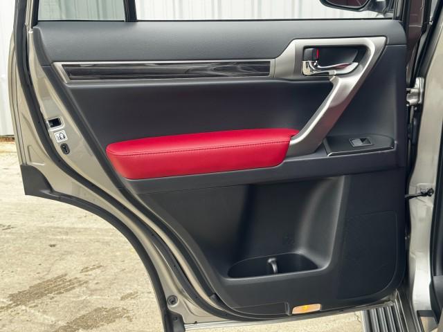 Photo of 2023 Atomic Silver Lexus GX 460