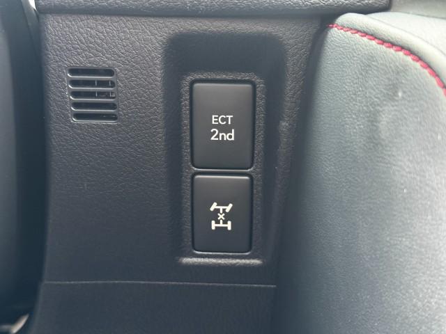 Photo of 2023 Atomic Silver Lexus GX 460