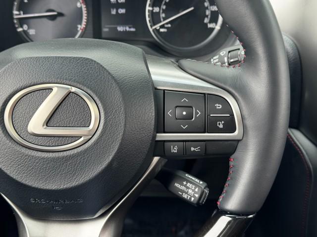 Photo of 2023 Atomic Silver Lexus GX 460