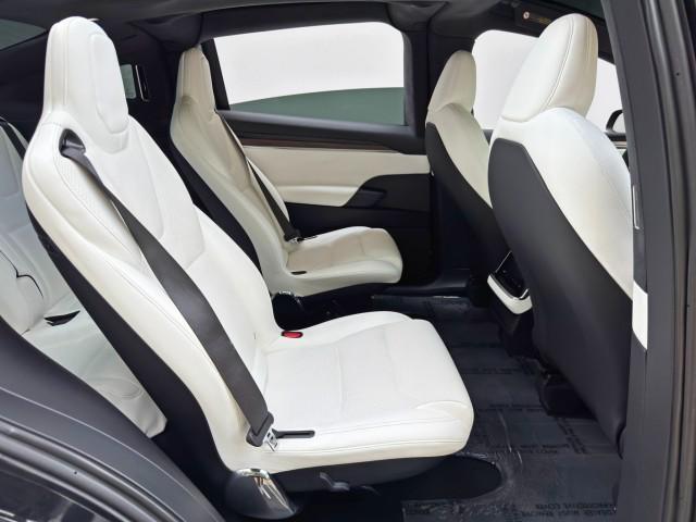 Photo of 2022 Solid Black Tesla Model X