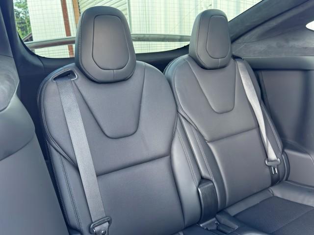 Photo of 2022 Pearl White Multi-Coat Tesla Model X