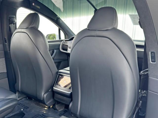 Photo of 2022 Pearl White Multi-Coat Tesla Model X