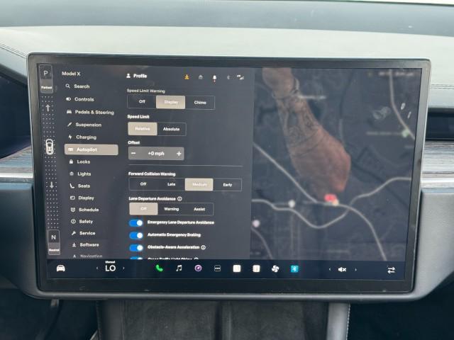 Photo of 2022 Pearl White Multi-Coat Tesla Model X