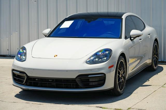 Photo of 2022 Chalk Porsche Panamera