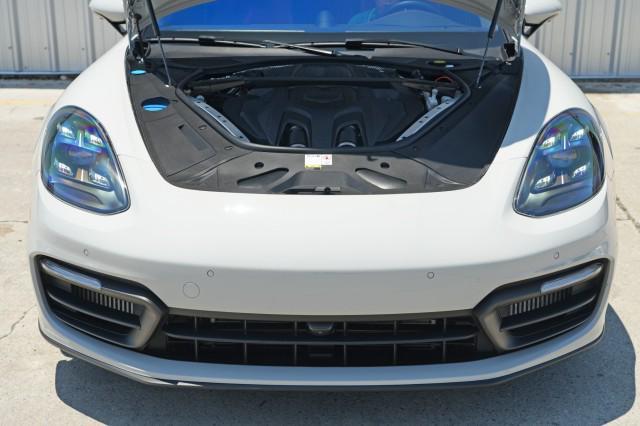 Photo of 2022 Chalk Porsche Panamera