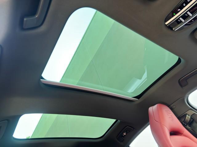 Photo of 2022 Chalk Porsche Panamera