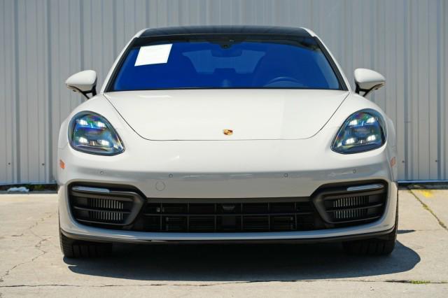 Photo of 2022 Chalk Porsche Panamera