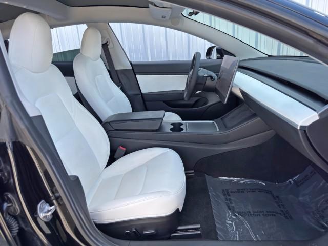 Photo of 2021 Solid Black Tesla Model 3