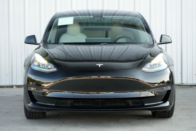 Photo of 2021 Solid Black Tesla Model 3