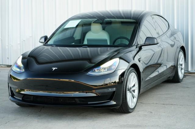 Photo of 2021 Solid Black Tesla Model 3