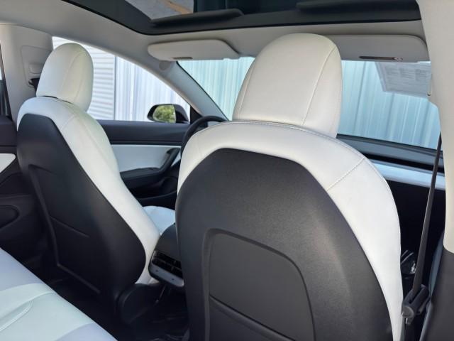 Photo of 2021 Solid Black Tesla Model 3