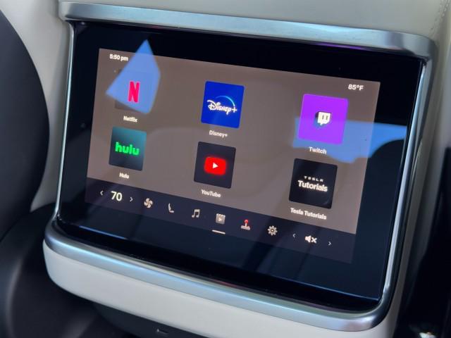 Photo of 2022 Deep Blue Metallic Tesla Model S
