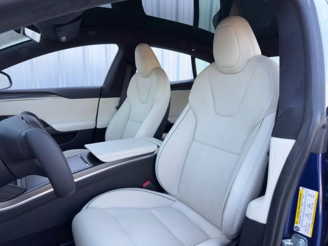 Photo of 2022 Deep Blue Metallic Tesla Model S