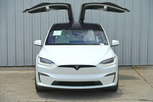 Photo of 2022 Pearl White Multi-Coat Tesla Model X