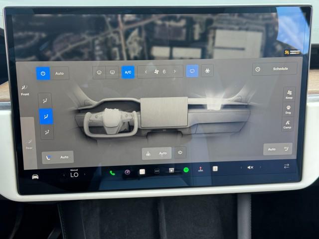 Photo of 2022 Pearl White Multi-Coat Tesla Model X