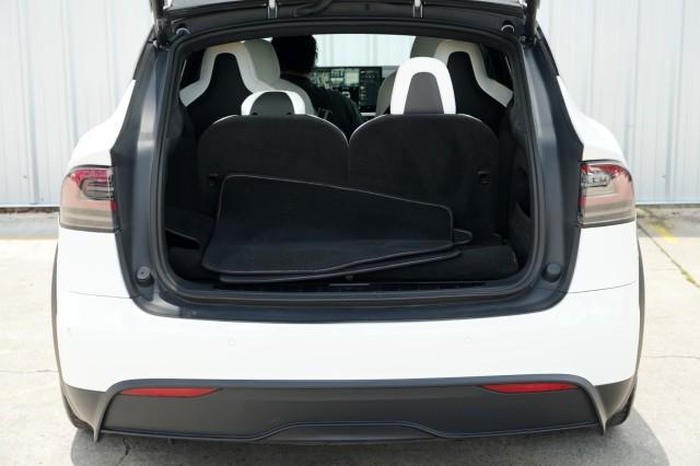 Photo of 2022 Pearl White Multi-Coat Tesla Model X
