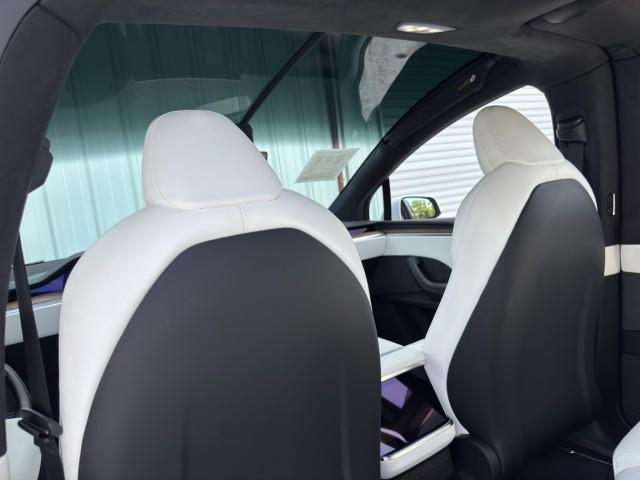 Photo of 2022 Pearl White Multi-Coat Tesla Model X