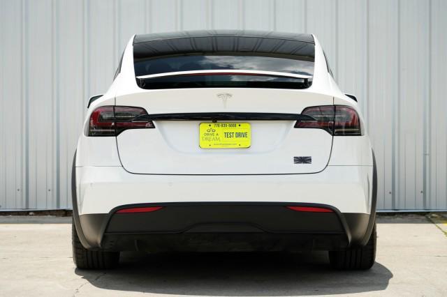 Photo of 2022 Pearl White Multi-Coat Tesla Model X