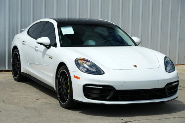 Photo of 2022 Carrara White Metallic Porsche Panamera
