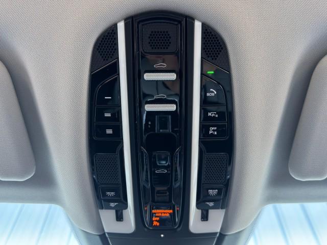 Photo of 2022 Carrara White Metallic Porsche Panamera
