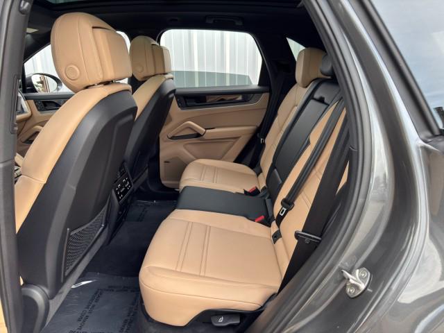 Photo of 2024 Quartzite Grey Metallic Porsche Cayenne