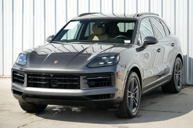 Photo of 2024 Quartzite Grey Metallic Porsche Cayenne